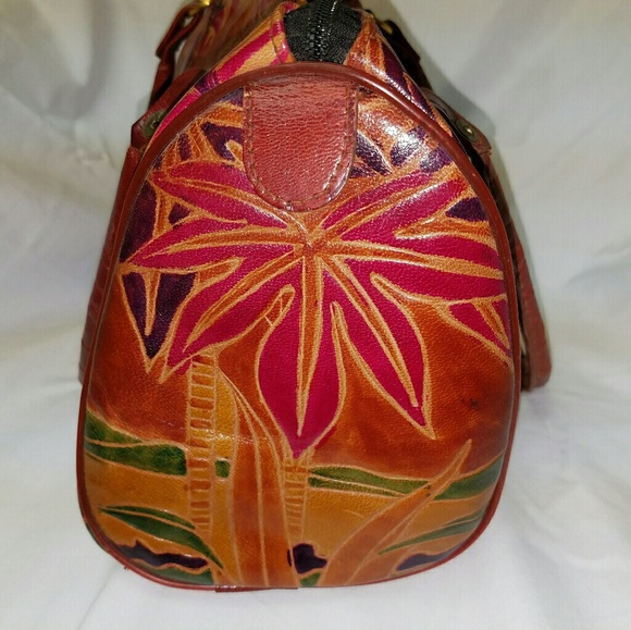 *SOLD* AFRICAN Elephant Design Leather Purse - Picture 3 of 7